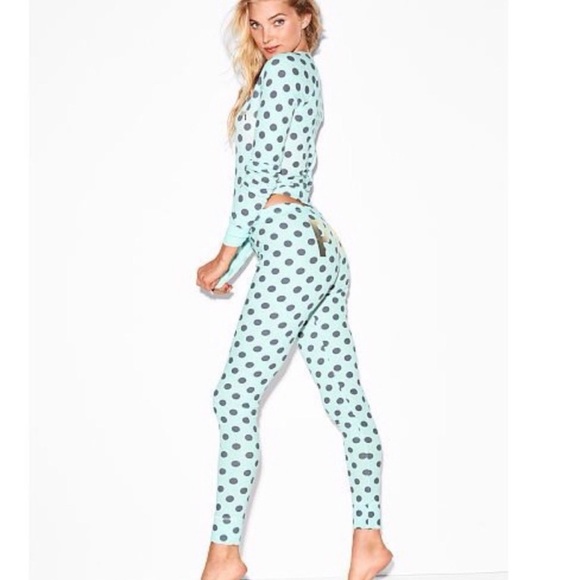 Victoria’s Secret PINK Waffle Pajama Top - Picture 2 of 7